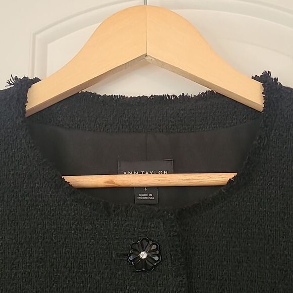 Ann Taylor Black Tweed Flared Peplum Blazer Jacket Size 6 - Picture 4 of 11